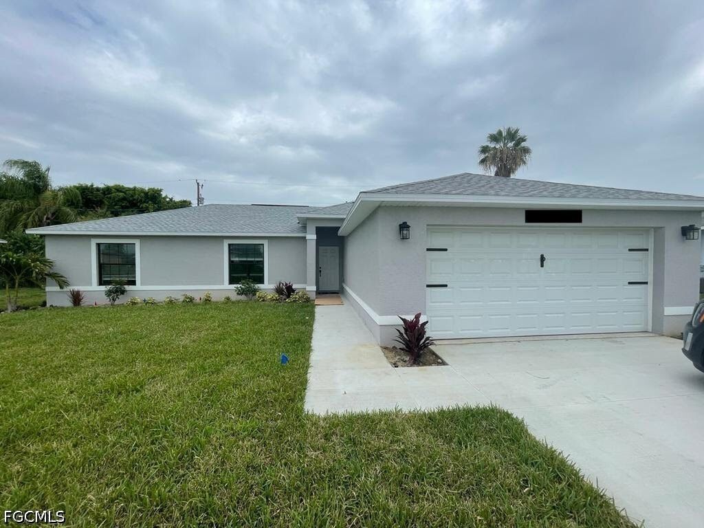 Property Photo:  507 NE 7th Avenue  FL 33909 