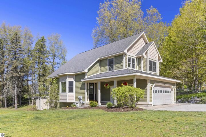 Property Photo:  1212 Bailey Street  MI 49616 