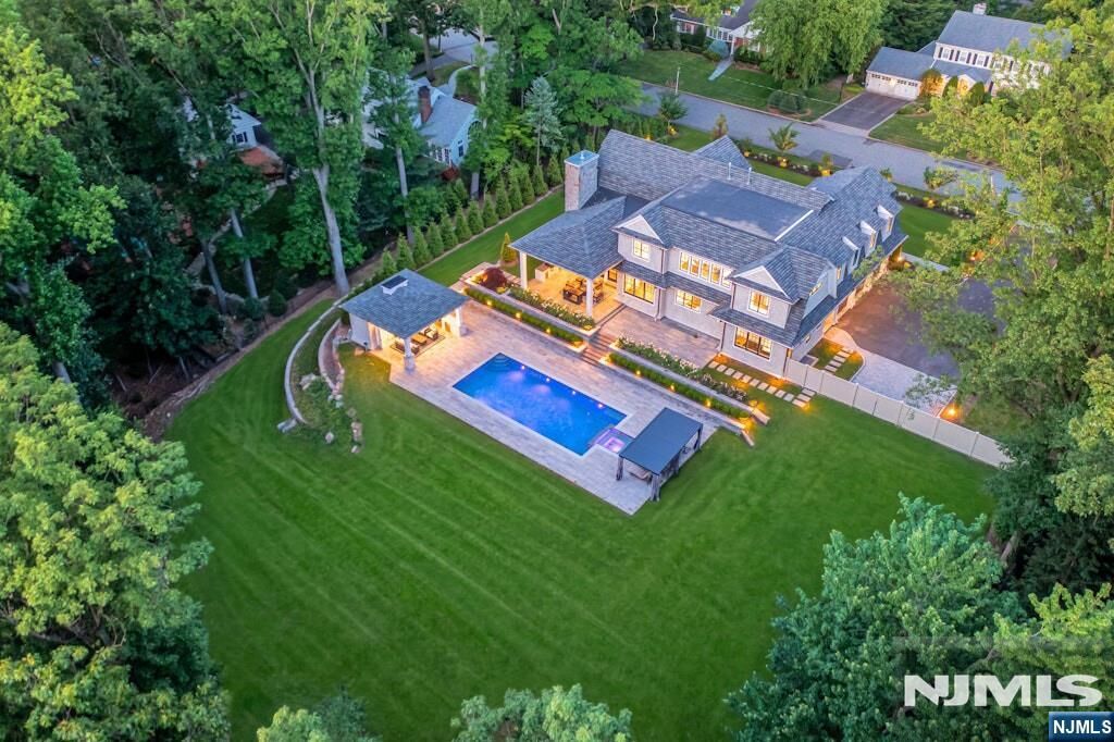 Property Photo: 396 Knollwood Road NJ 07450