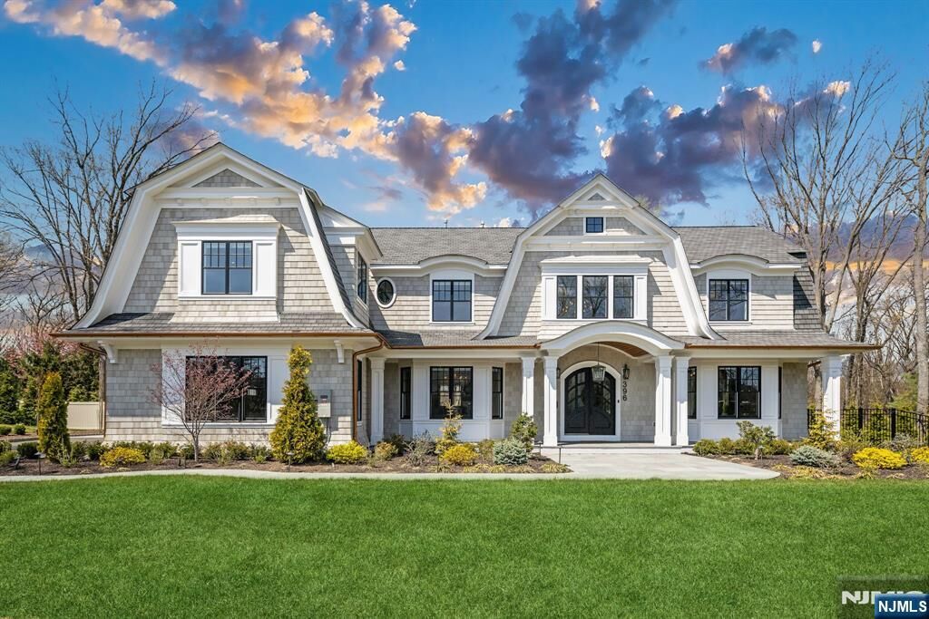 Property Photo:  396 Knollwood Road  NJ 07450 