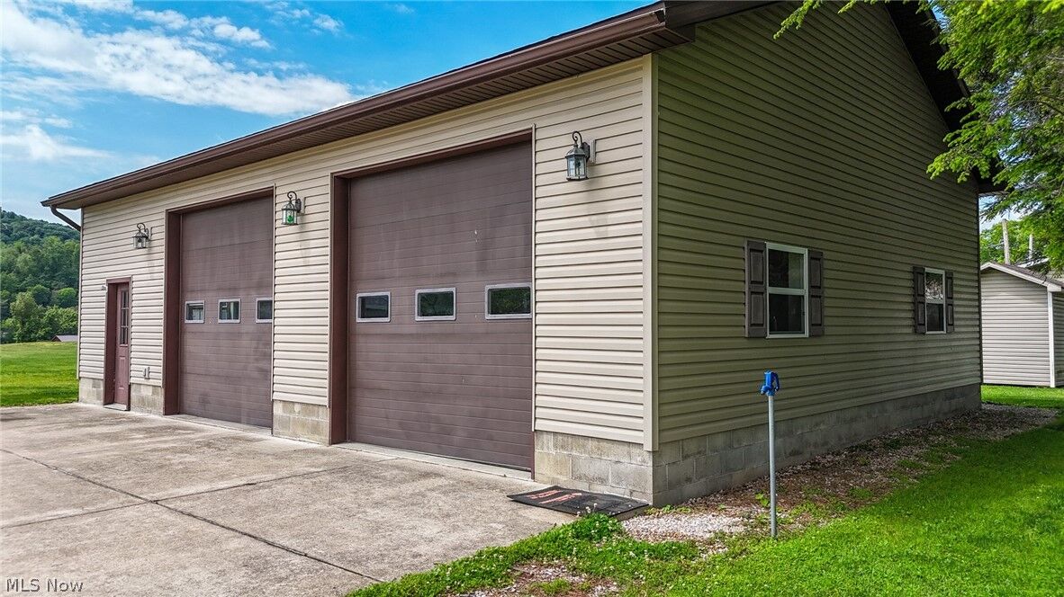 Property Photo:  6 Gale Avenue  OH 45768 
