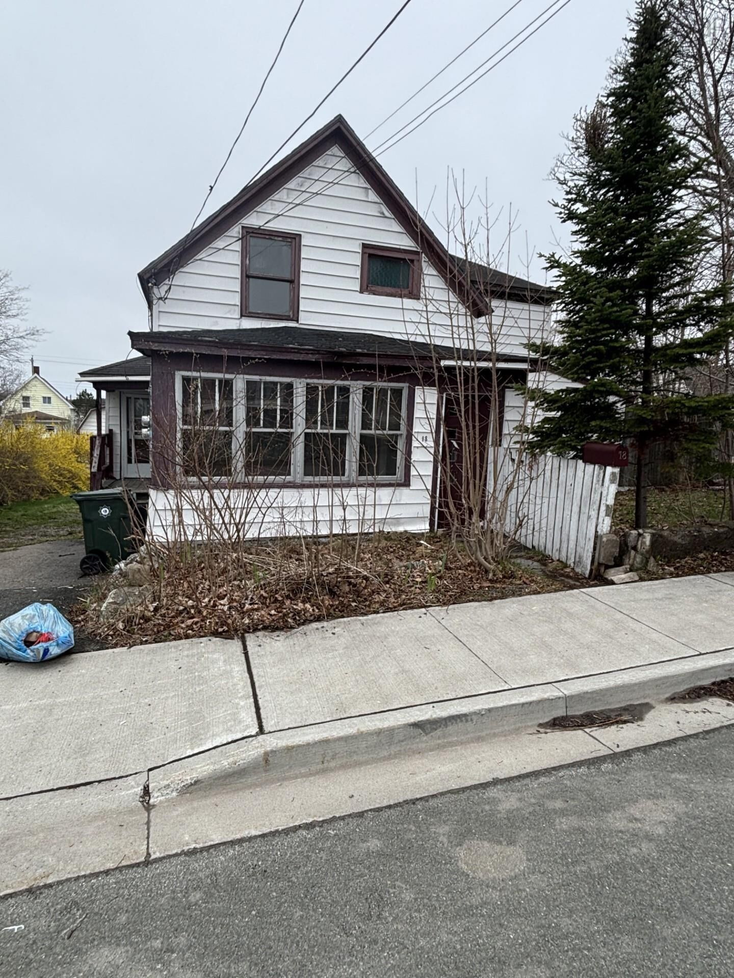Property Photo:  18 Minto Street  NS B2A 2R6 