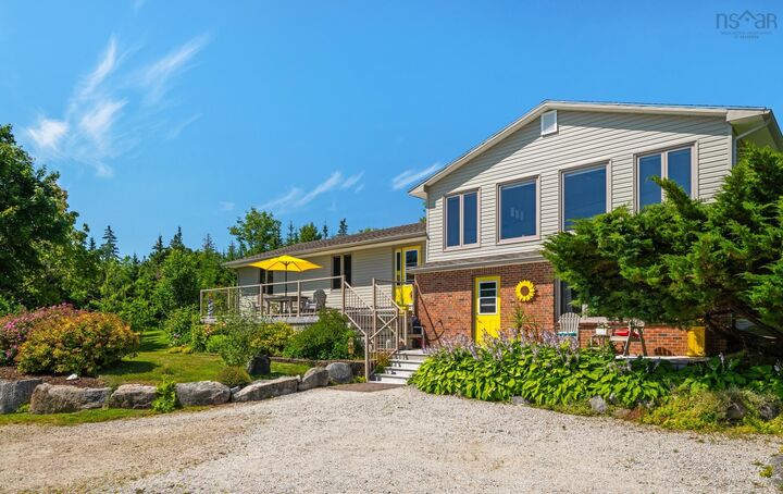 48 Backman Road — photo 1