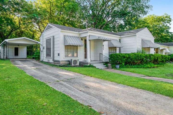 Property Photo:  831 18th Street SE  TX 75460 