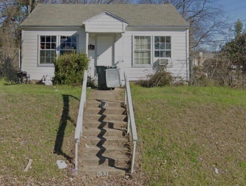 Property Photo:  1531 Padgitt Avenue  TX 75203 