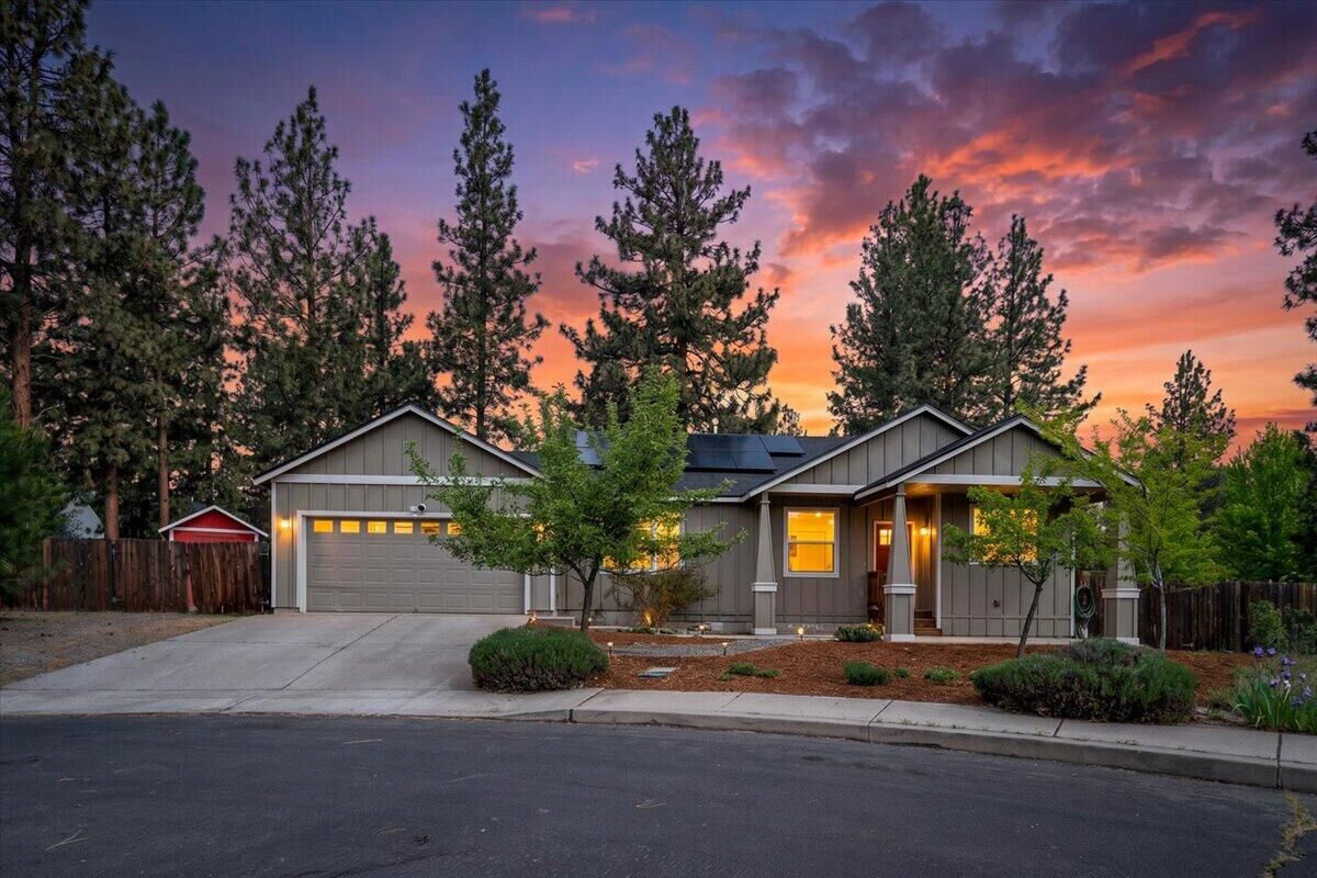 Property Photo:  61095 Honkers Court  OR 97702 