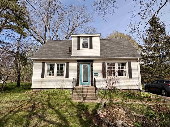 150 Mount Edward Road — photo 1