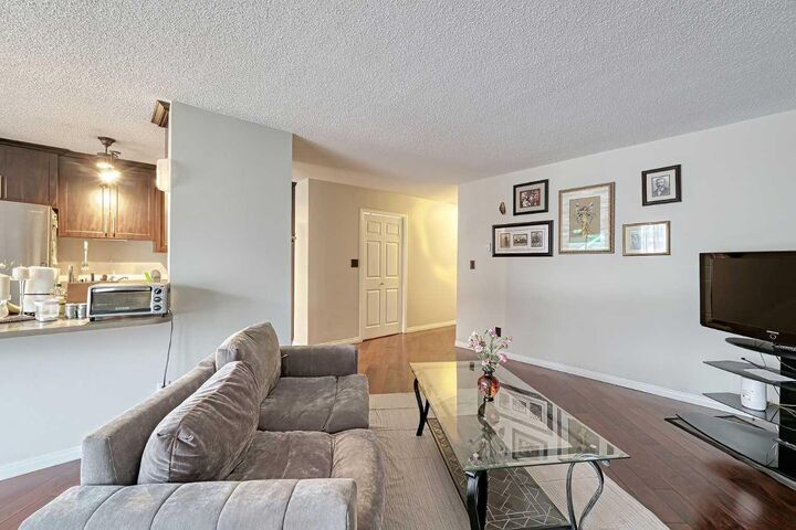 Property Photo:  1234 14 Avenue SW 503  AB T3C 0V9 