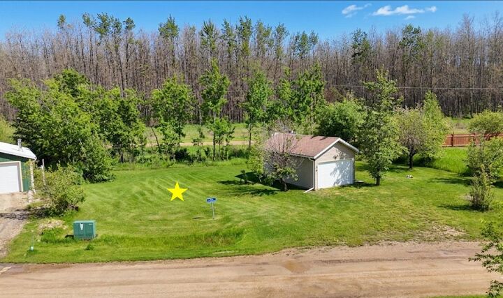 #34 160 Peace River Avenue — photo 1