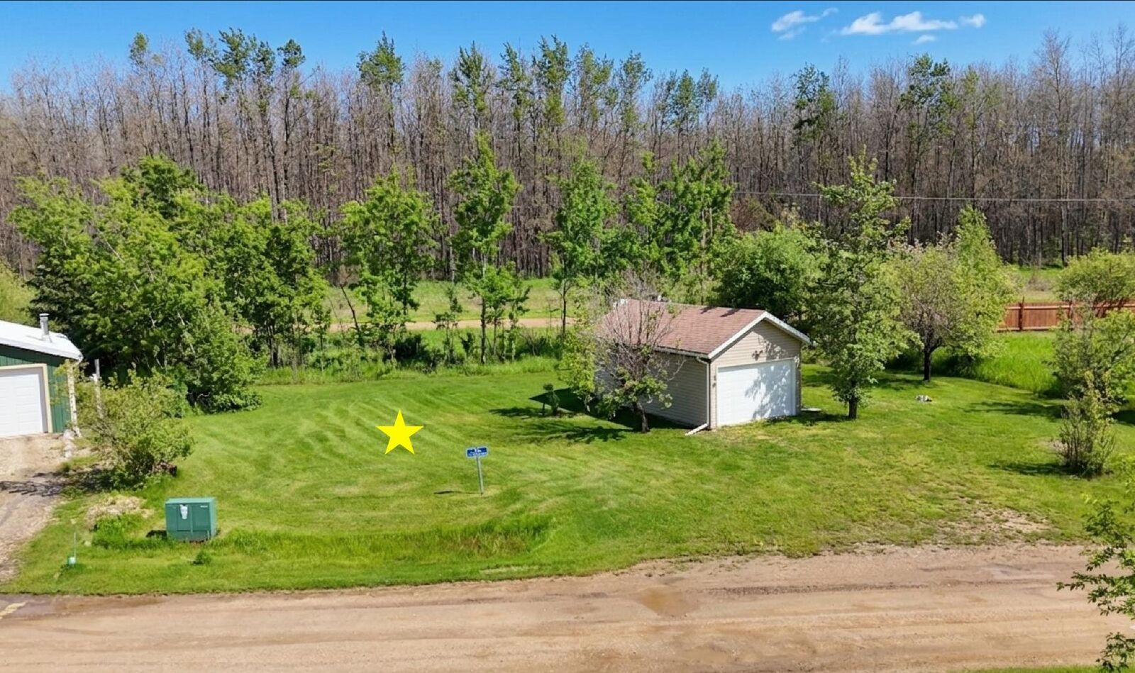 Property Photo: #34 160 Peace River Avenue AB T0G 1J0