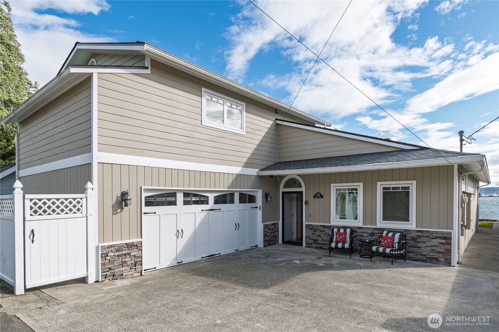 Property Photo:  325  Shore Drive  WA 98310 