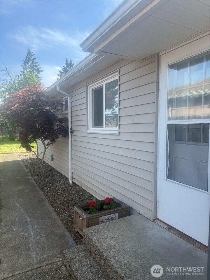 Property Photo:  6516  93rd Street SW  WA 98499 
