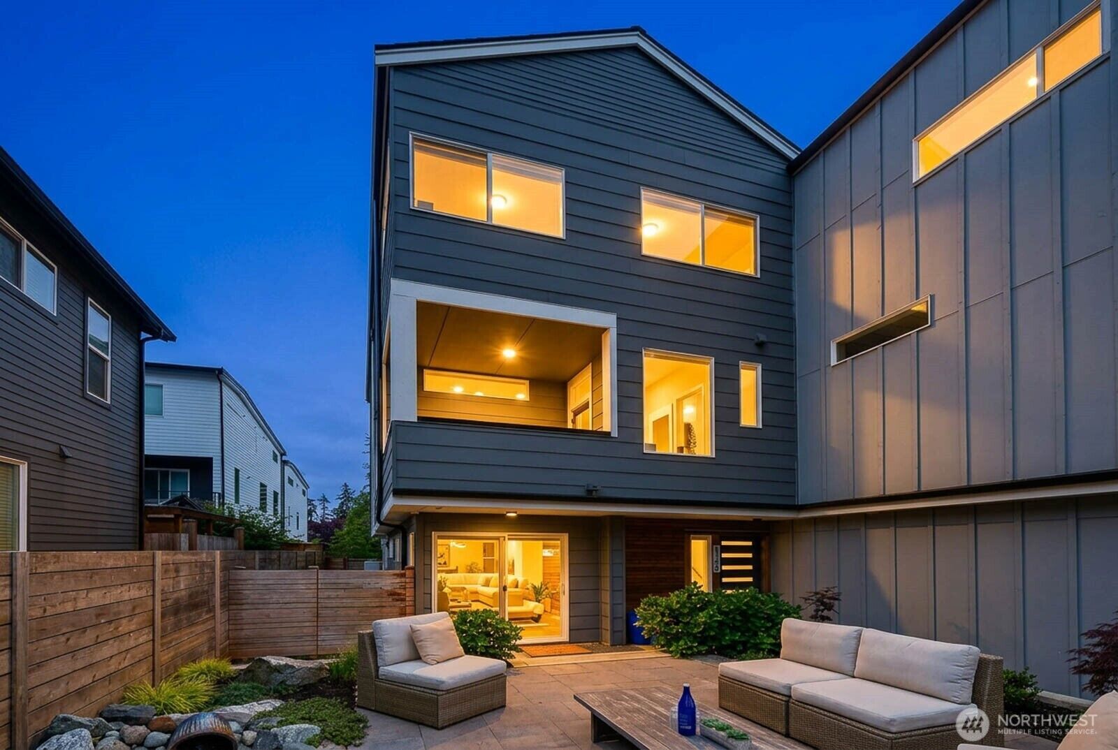 Property Photo:  114 NE 180th Street D  WA 98155 