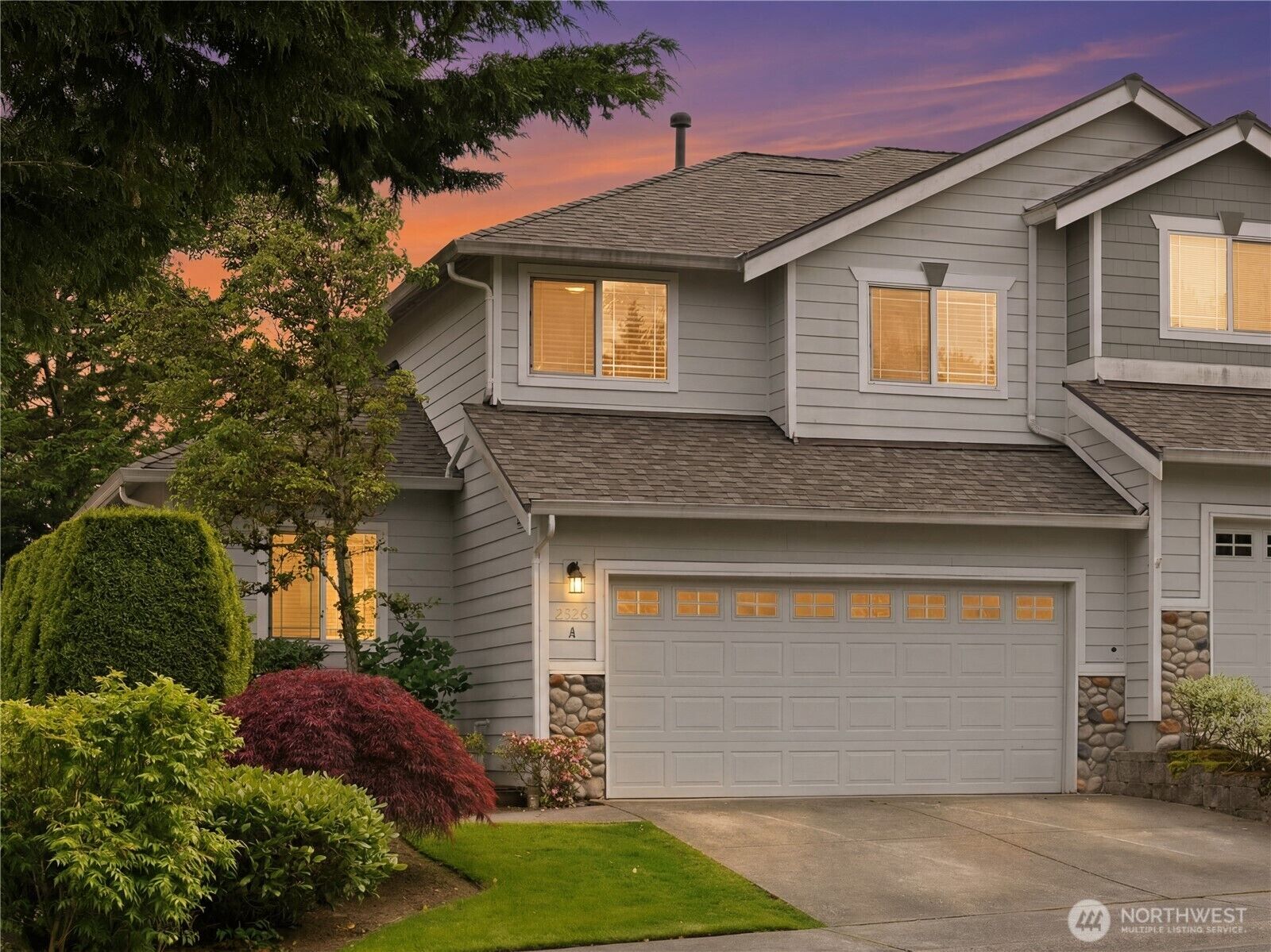 Property Photo:  2526  143rd Street SW 12A  WA 98087 