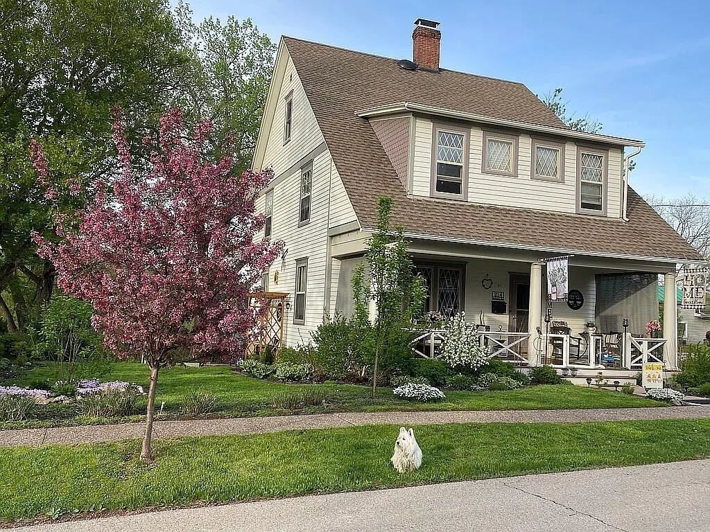Property Photo:  214 Adams Street  IL 61036 