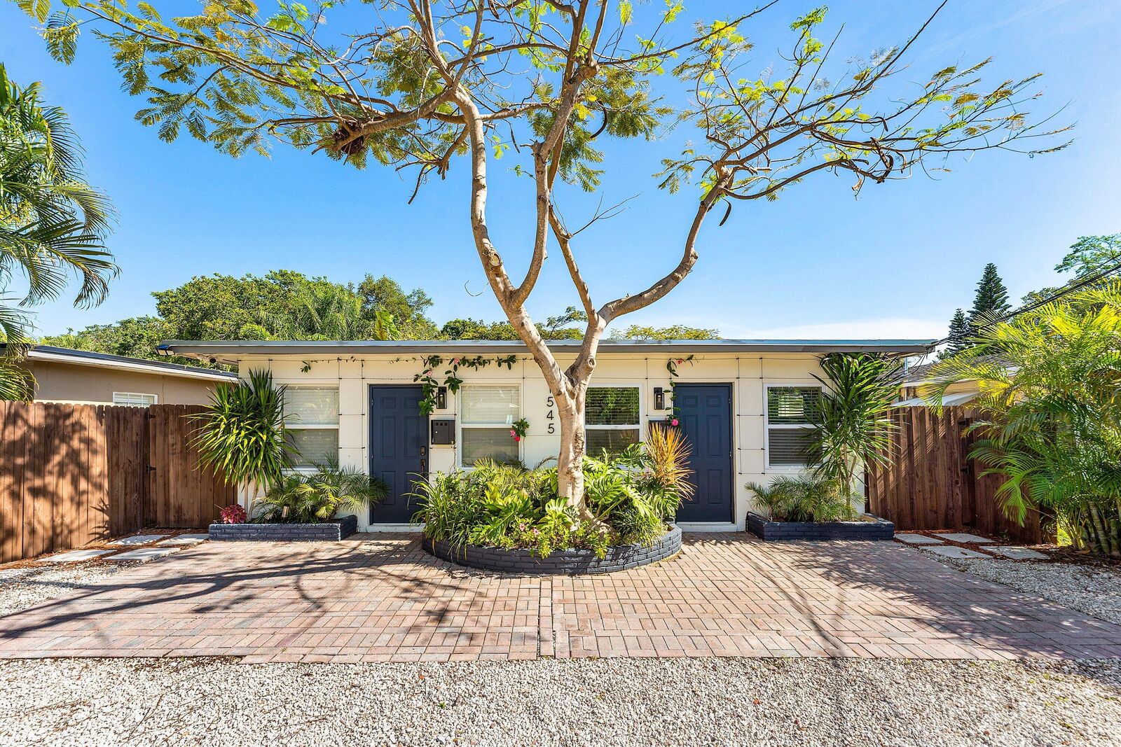 Property Photo:  1545 NE 32nd Street  FL 33334 