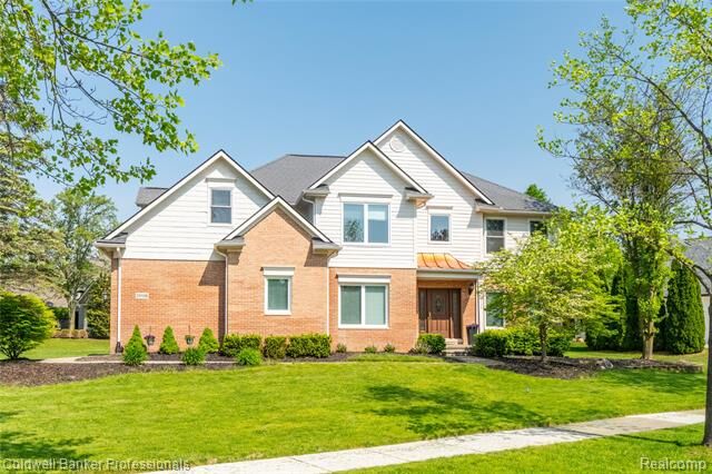 Property Photo:  22139 Barclay Drive  MI 48374 