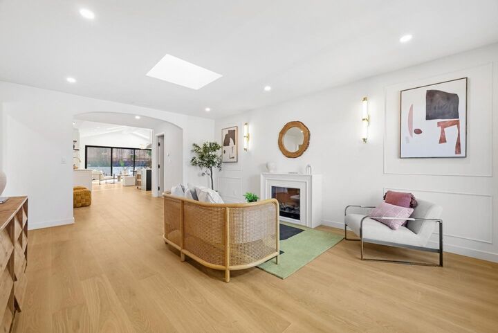 Property Photo:  266 Vine Street  CA 94070 