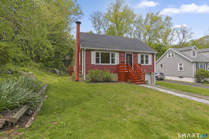Property Photo:  18 Dawn Street  CT 06824 