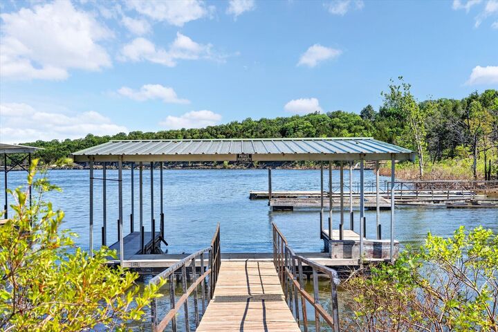 Property Photo:  26033 County Road 262  MO 65668 