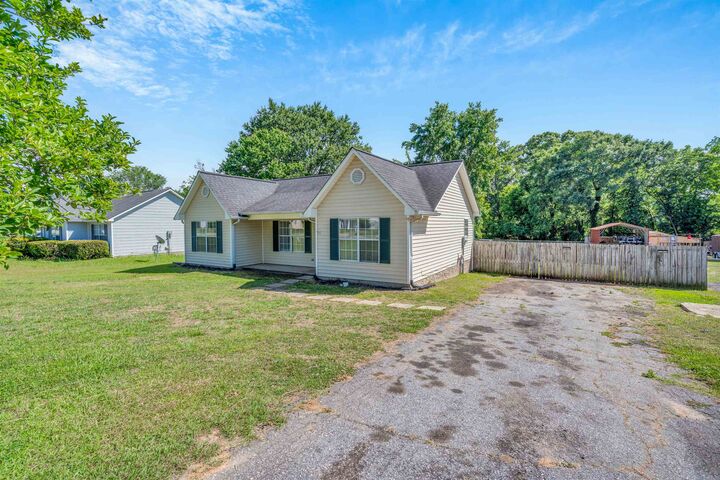 Property Photo: 128 Belle Flower Court SC 29303
