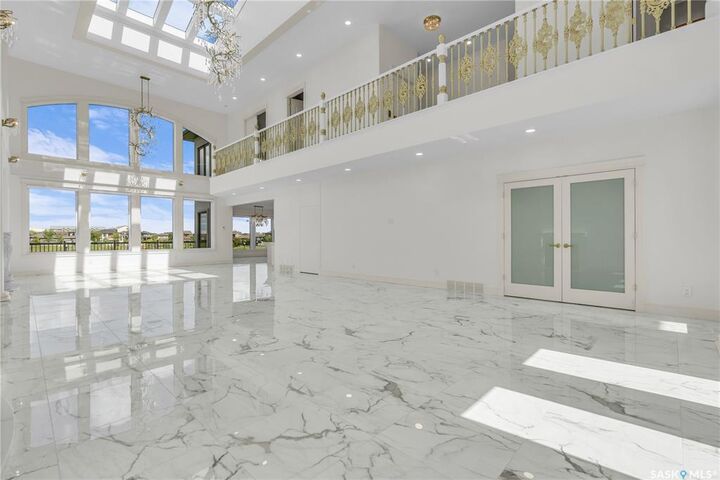 Property Photo: 4204 Elderberry Crescent E SK S4V 3V3