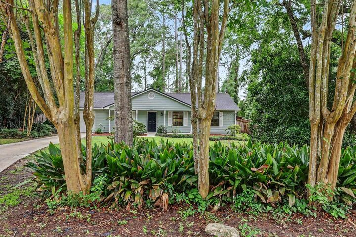 Property Photo:  2989 Byington Circle  FL 32303 