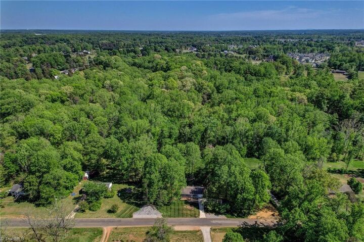 Property Photo: 915 Quailmeadow Lane NC 27235