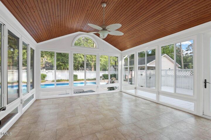 Property Photo:  1105 S Vermont Street  NC 27577 