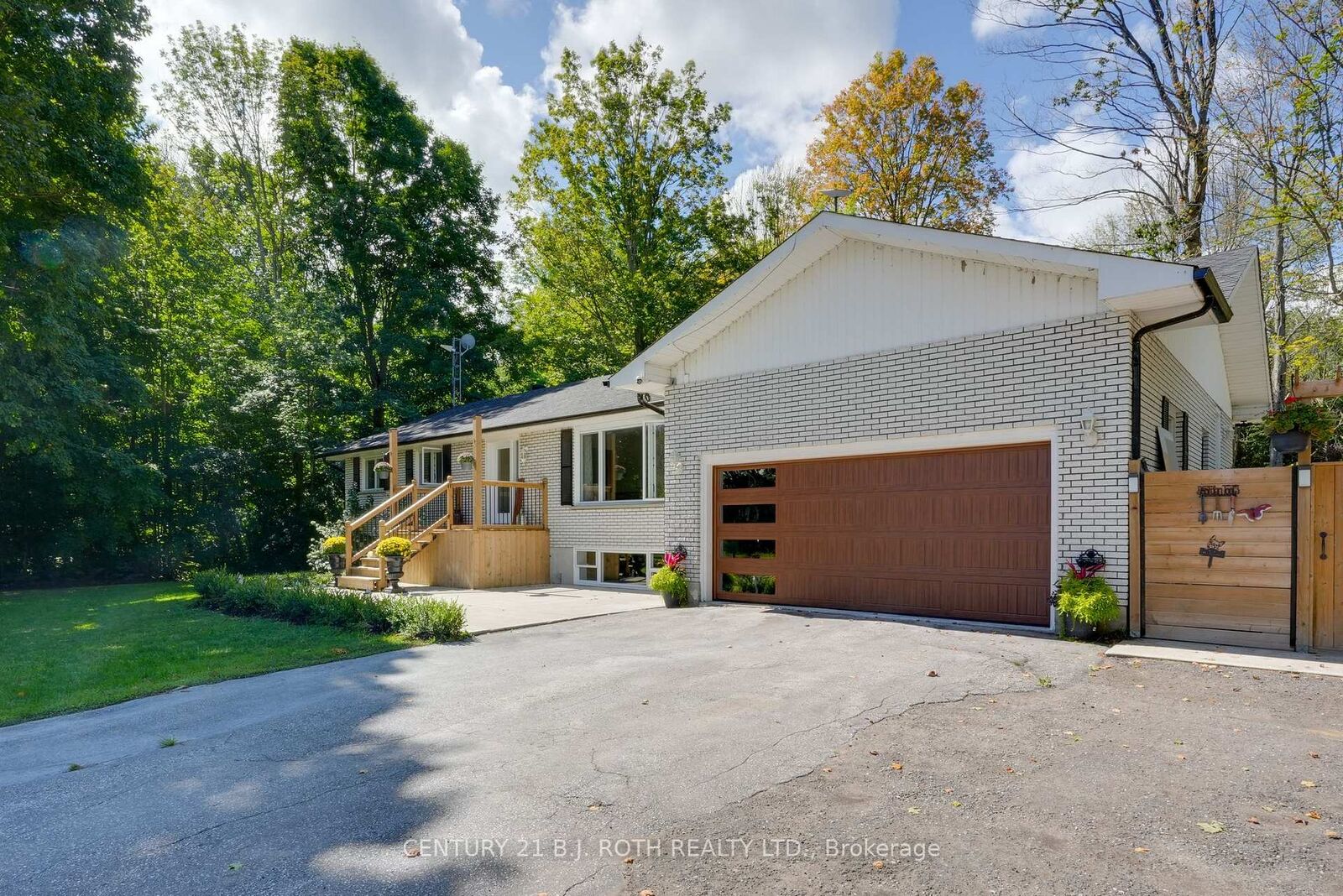 Property Photo: 1250 County Road 6 N/A S ON L0L 2T0