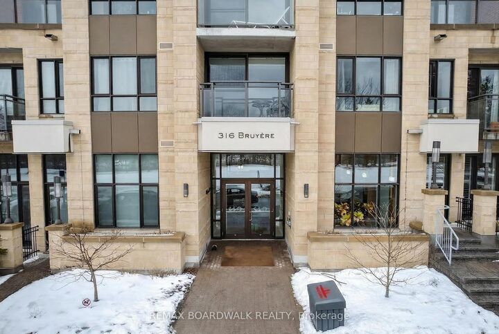 Property Photo: 316 Bruyere Street 116 ON K1N 0C3