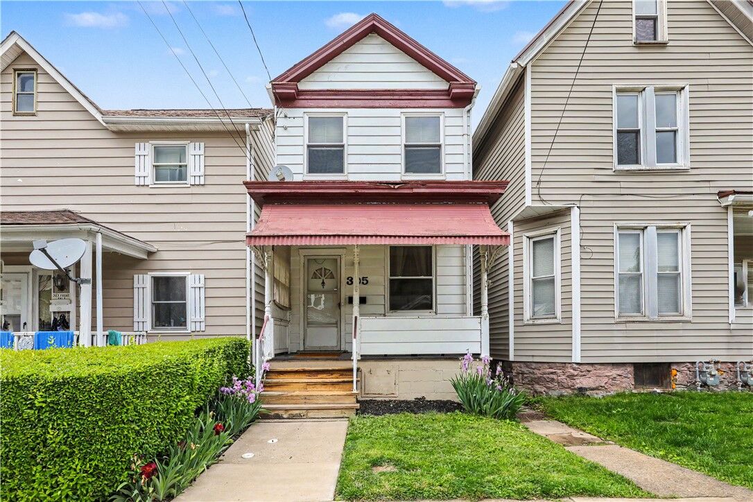 Property Photo:  305 Hickman St  PA 15017 