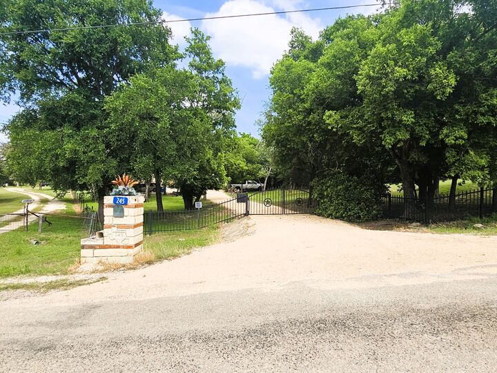 Property Photo: 245 County Road 3371 TX 76539