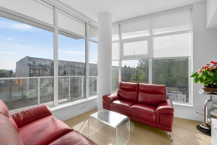Property Photo:  2220 Kingsway 312  BC V5N 2T7 