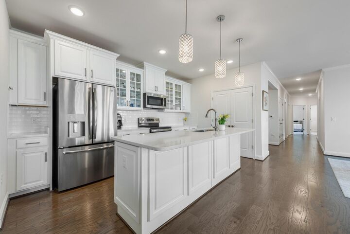 Property Photo: 23630 Havelock Walk Terrace 200 VA 20148