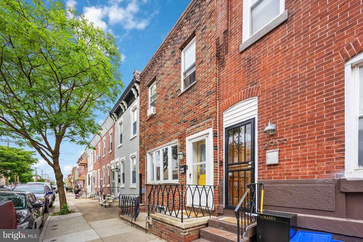 Property Photo: 2981 Edgemont Street PA 19134