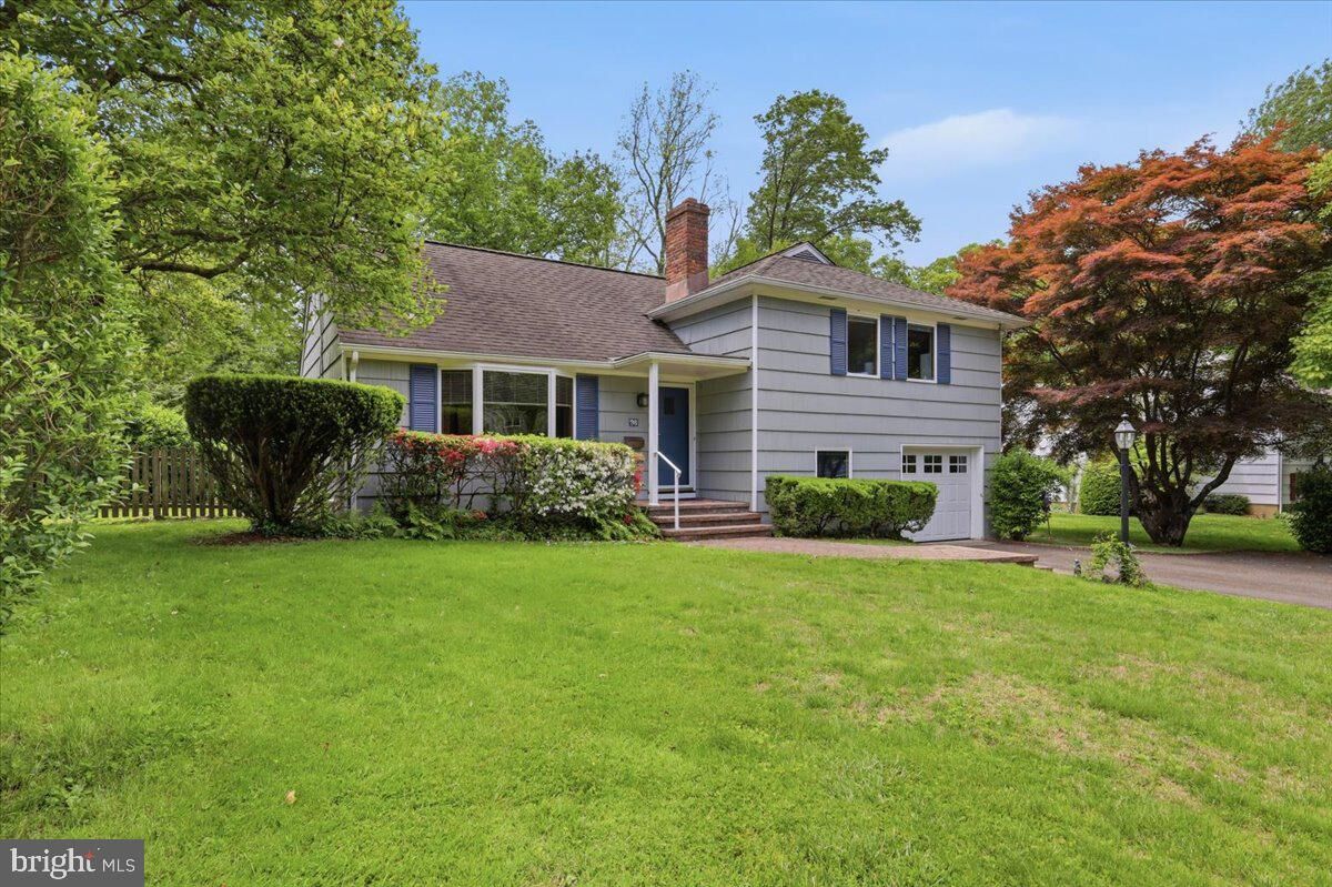 Property Photo:  98 Grover Avenue  NJ 08540 