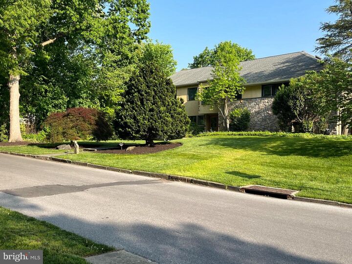 Property Photo:  1436 Hillside Road  PA 19096 
