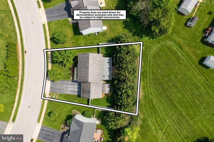 Property Photo: 3742 Kimberly PA 17315