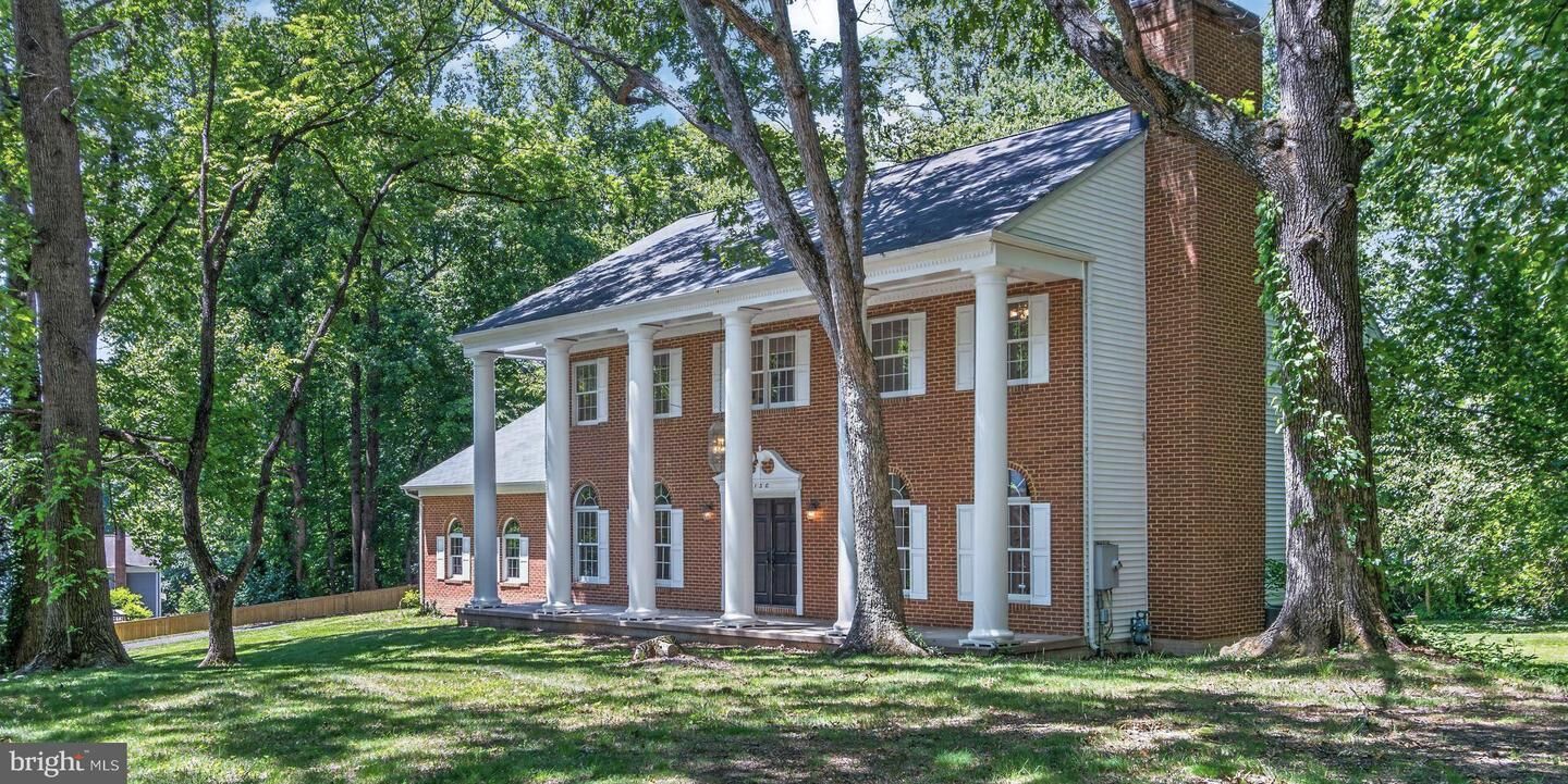 Property Photo:  8130 Viola Street  VA 22152 