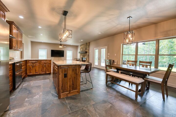 Property Photo:  316 Stihl Rd  AR 71901 