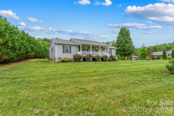Property Photo:  1498 Salem Road  NC 28655 