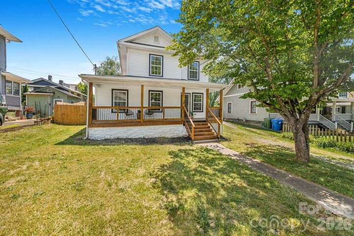 Property Photo:  131 Woodrow Avenue  NC 28801 