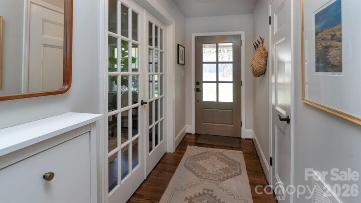 Property Photo: 434 Blairmore Drive NC 28211