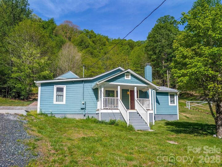 Property Photo: 314 Byrd Creek Road NC 28740