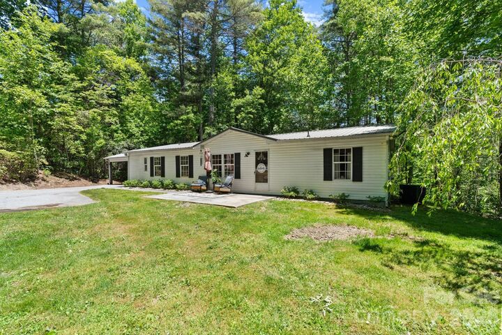Property Photo:  122 Fallswood Court  NC 28739 