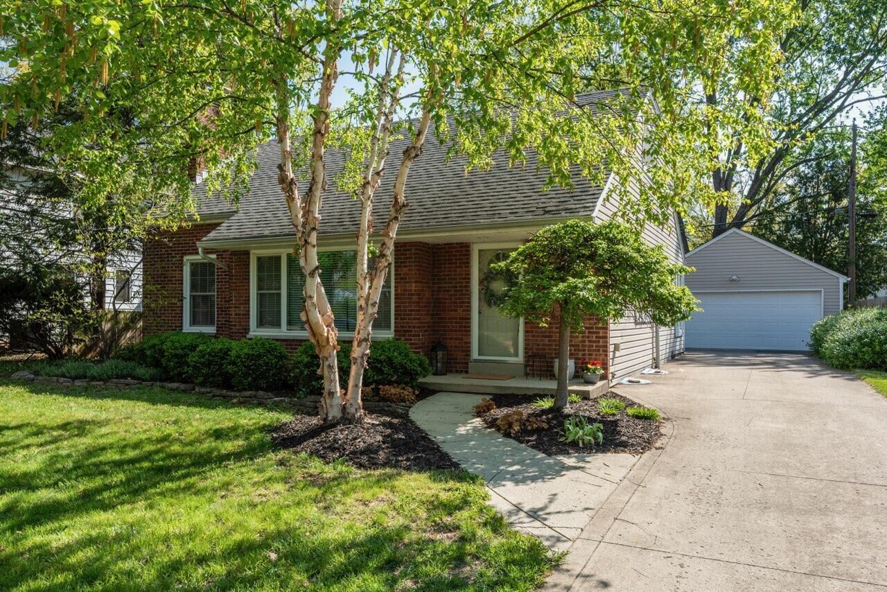 Property Photo: 154 S Chesterfield Road OH 43209