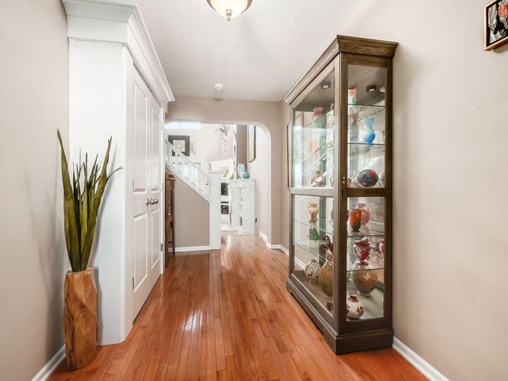 Property Photo:  2463 Craftsman Circle  OH 43068 