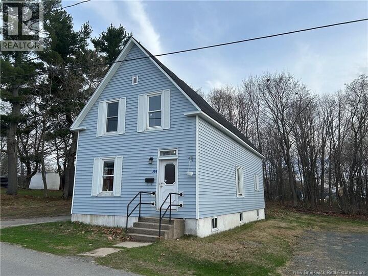 Property Photo:  22 Warren Avenue  NB E1N 2J3 