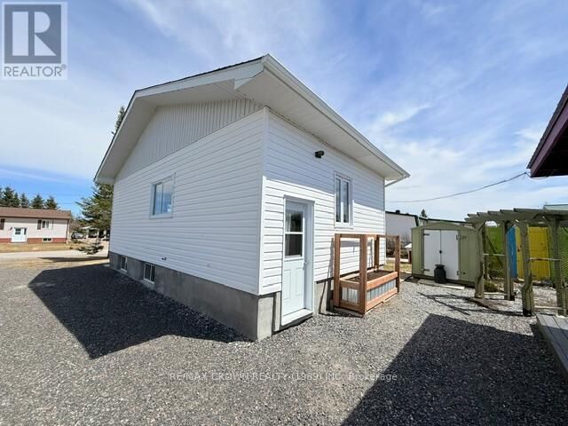 Property Photo:  9 Payette Street Val Rita Street  ON P0L 2G0 
